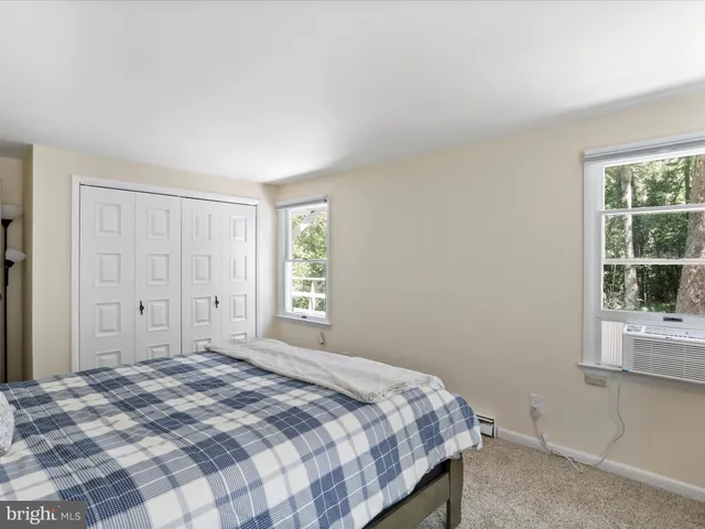 $398,900 | 999 Aspero Lane, Falling Waters, WV 25419