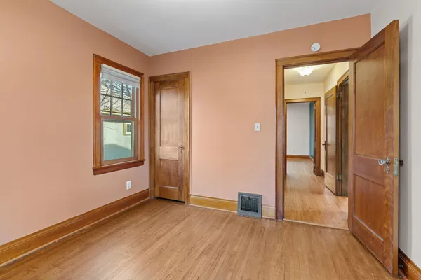 $2,795 | 2300 Northeast McKinley Street, Minneapolis, MN 55418