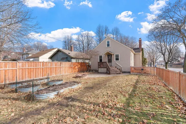 $2,795 | 2300 Northeast McKinley Street, Minneapolis, MN 55418