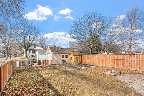 $2,795 | 2300 Northeast McKinley Street, Minneapolis, MN 55418