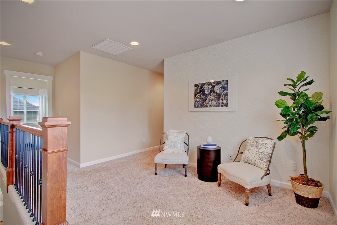 3617 Northeast 19th Street Renton, WA 98056 - Photo 11 of 20 Gallery Image 11