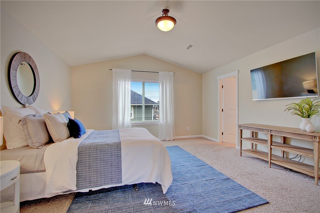 3617 Northeast 19th Street Renton, WA 98056 - Photo 12 of 20 Gallery Image 12