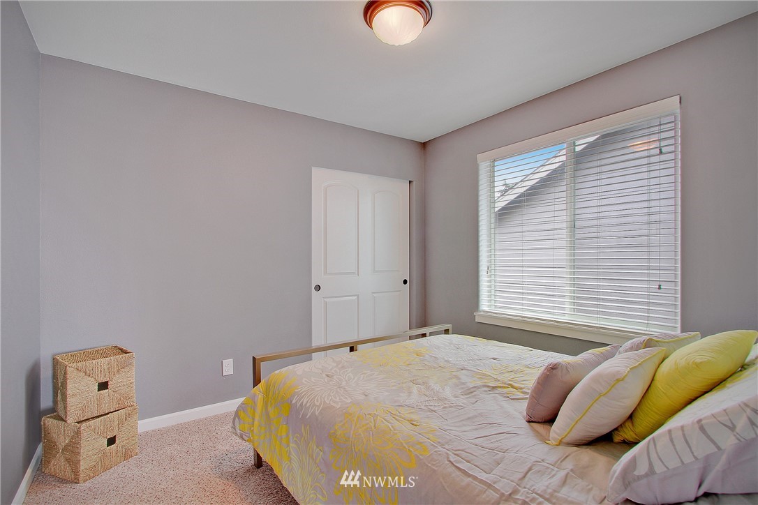 3617 Northeast 19th Street Renton, WA 98056 - Photo 14 of 20 Gallery Image 14