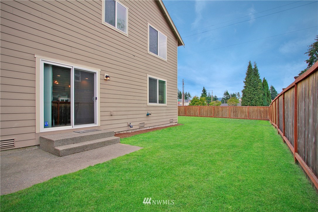 3617 Northeast 19th Street Renton, WA 98056 - Photo 19 of 20 Gallery Image 19