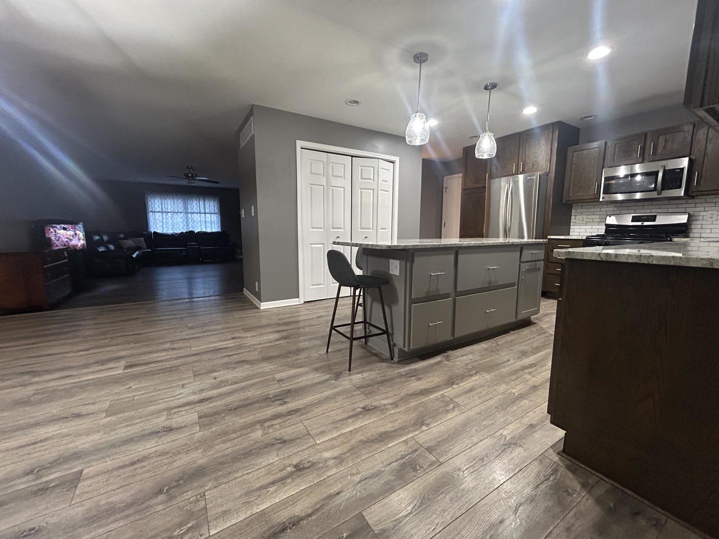 712 Kelley Drive Rochelle, IL 61068 - Photo 29 of 35 a view of a kitchen and dining room