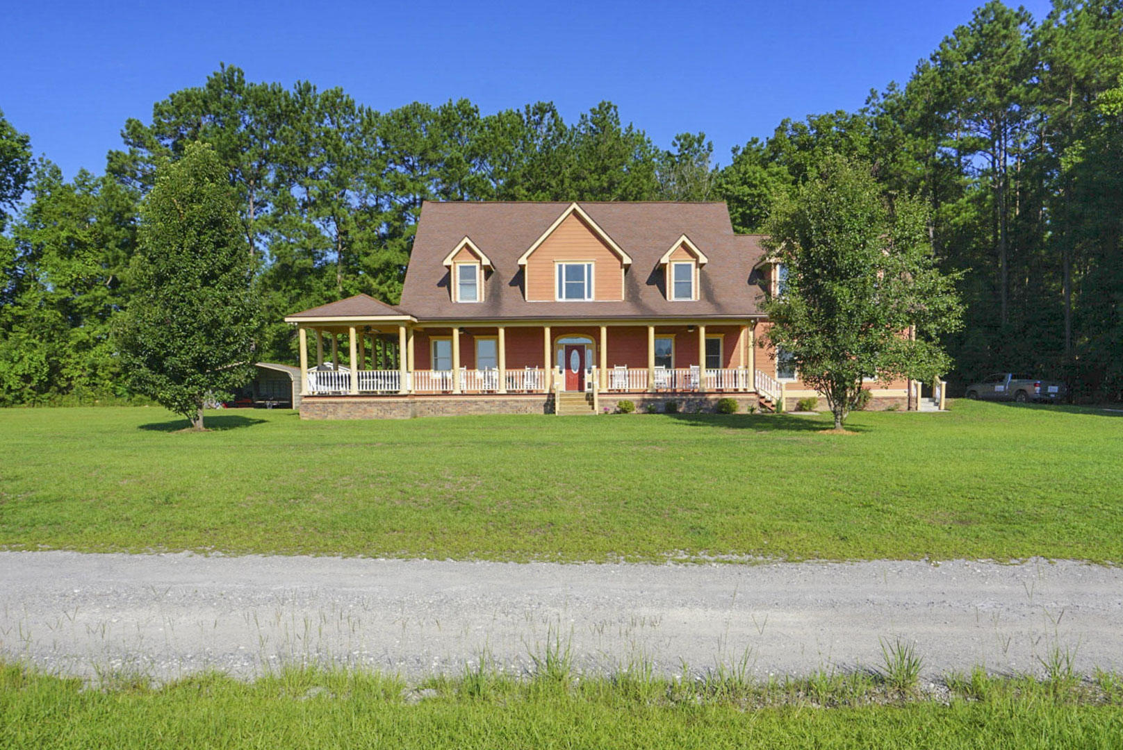 1058 Witherbee Road Moncks Corner, SC 29461 - Photo 4 of 41 DSC09460