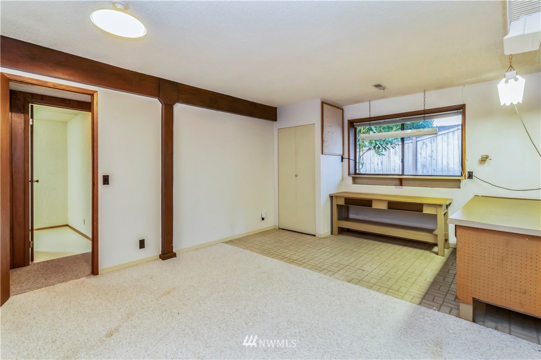 10505 Northeast 190th Street Bothell, WA 98011 - Photo 14 of 20 Gallery Image 14