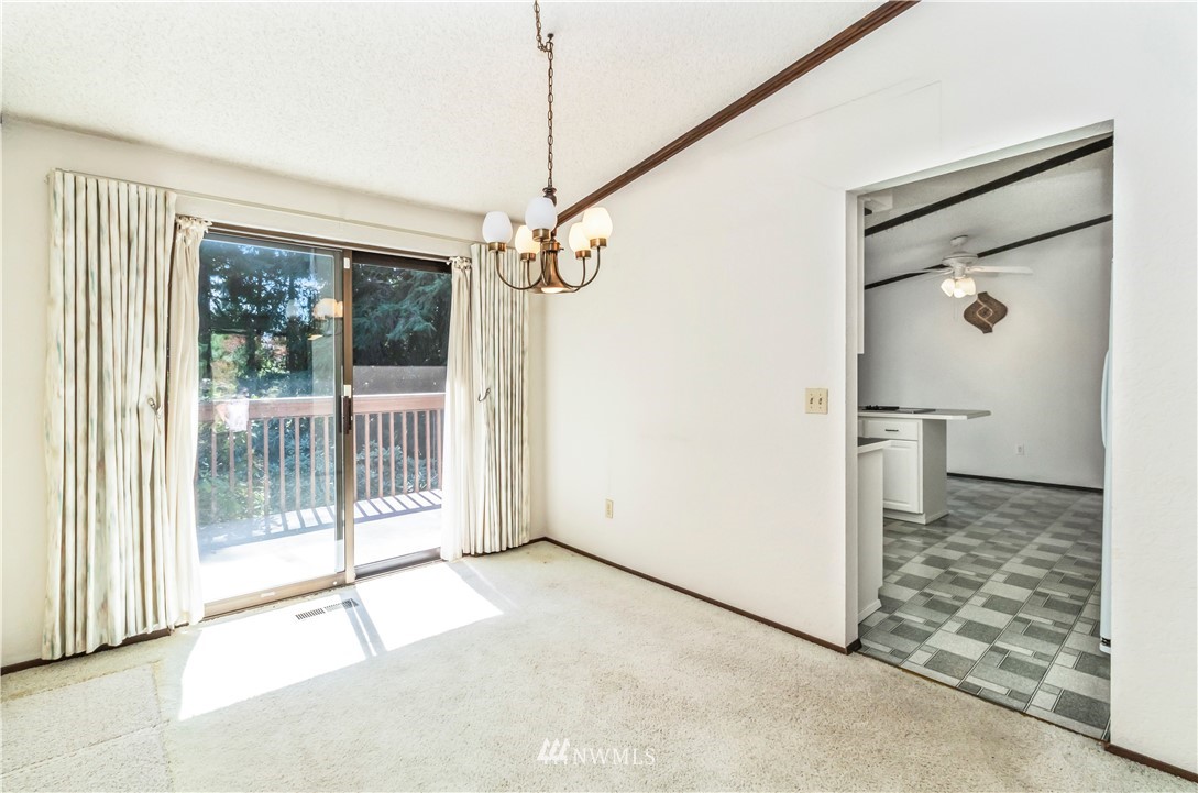 10505 Northeast 190th Street Bothell, WA 98011 - Photo 7 of 20 Gallery Image 7