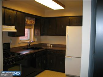 9253 Old Newtown Road Philadelphia, PA 19115 - Photo 6 of 12 Gallery Image 6