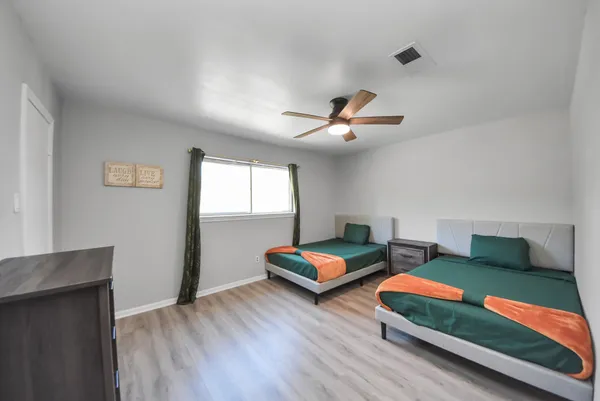 $350,000 | 1011 Whitestone Lane, Houston, TX 77073