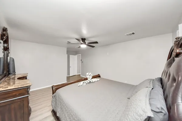 $350,000 | 1011 Whitestone Lane, Houston, TX 77073