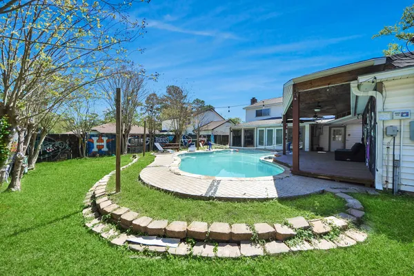 $350,000 | 1011 Whitestone Lane, Houston, TX 77073
