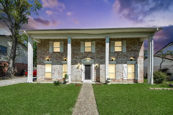 $350,000 | 1011 Whitestone Lane, Houston, TX 77073