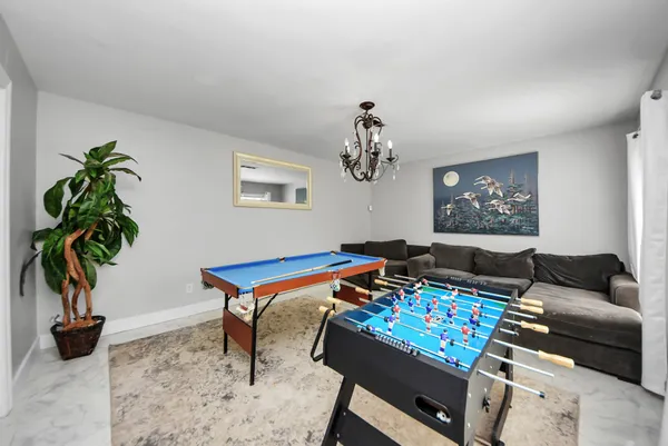 $350,000 | 1011 Whitestone Lane, Houston, TX 77073