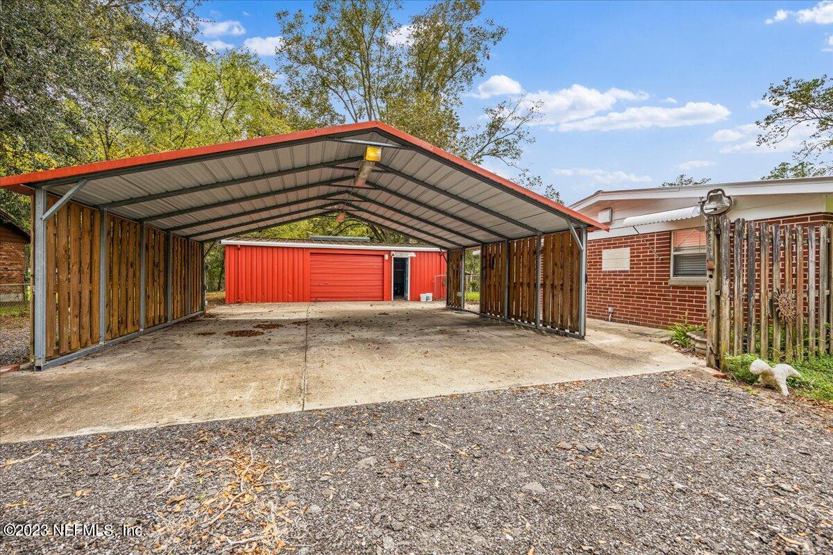 9006 Marlee Road Jacksonville, FL 32222 - Photo 11 of 18 a front view of a house