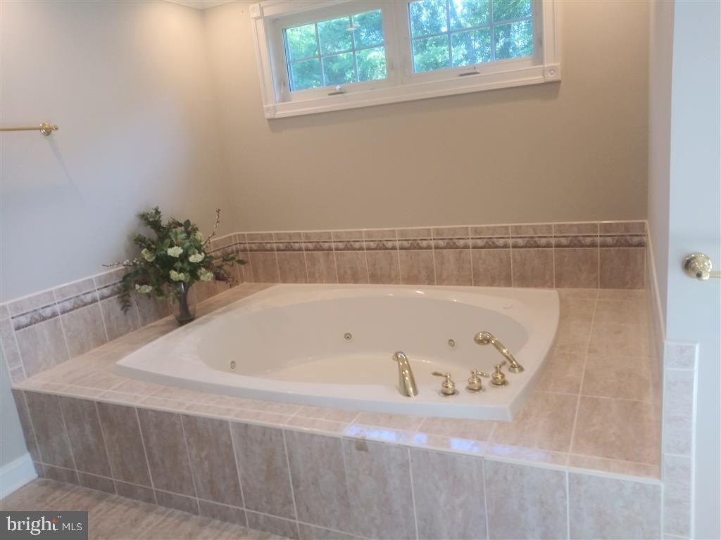 4341 High Ridge Road Haymarket, VA 20169 - Photo 12 of 34