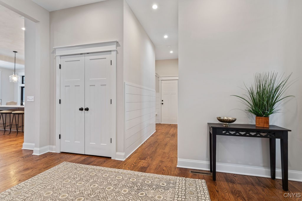 366 Forest Ridge Lysander, NY 13027 - Photo 5 of 50