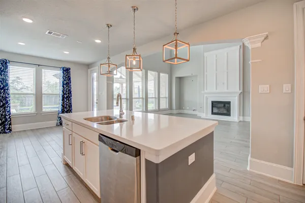 $5,300 | 67 Springtime Creek Drive, Magnolia, TX 77354