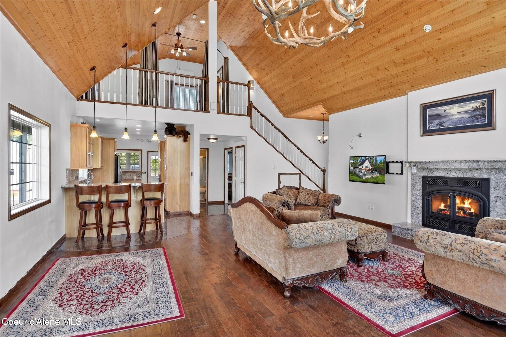 723 Evergreen Road Sagle, ID 83860 - Photo 16 of 40 20-126524883