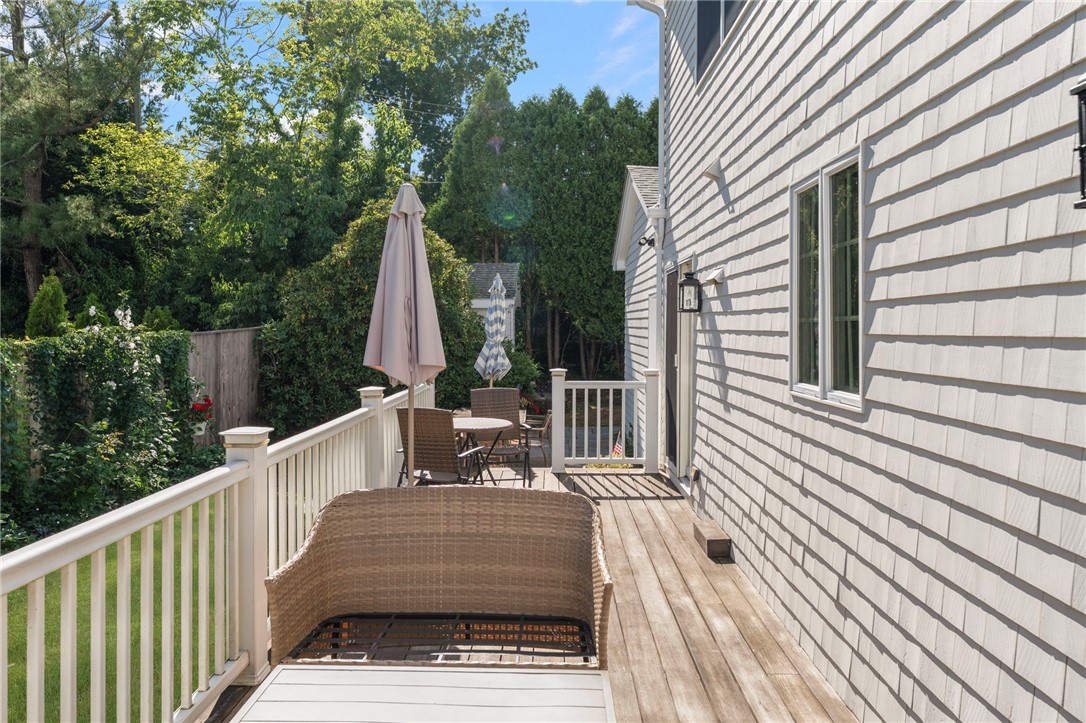 73 Merton Road Newport, RI 02840 - Photo 41 of 45