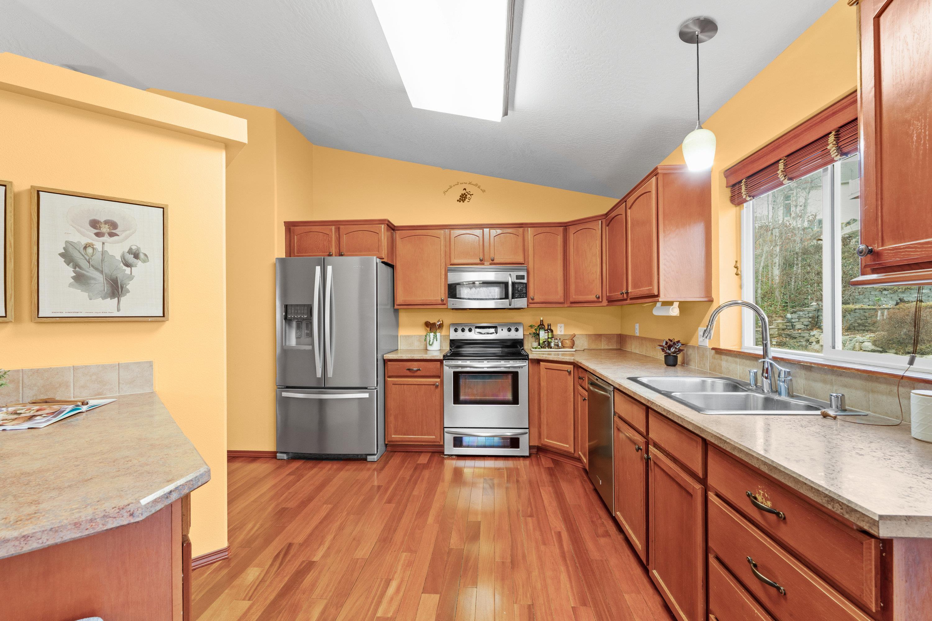 8915 East Parkside Lane Spokane, WA 99217 - Photo 19 of 46