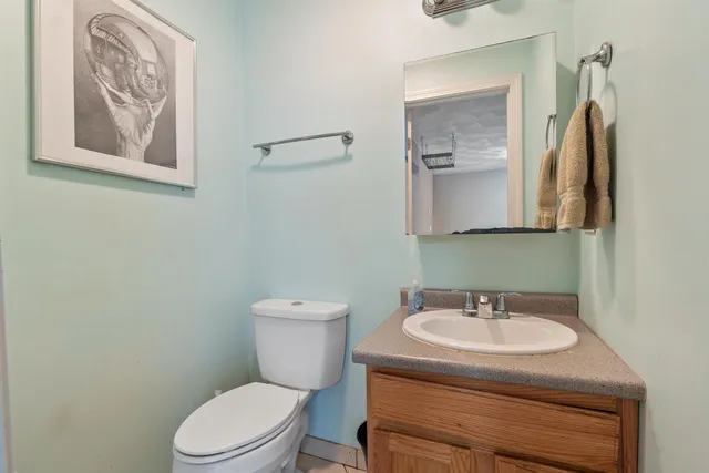 $449,900 | 9 A Sunshine Drive, Unit A, Hudson, NH 03051