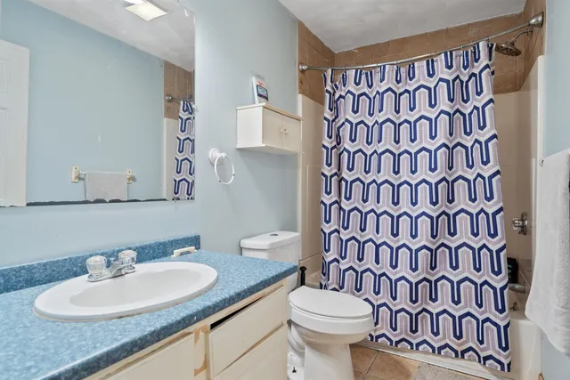 $449,900 | 9 A Sunshine Drive, Unit A, Hudson, NH 03051