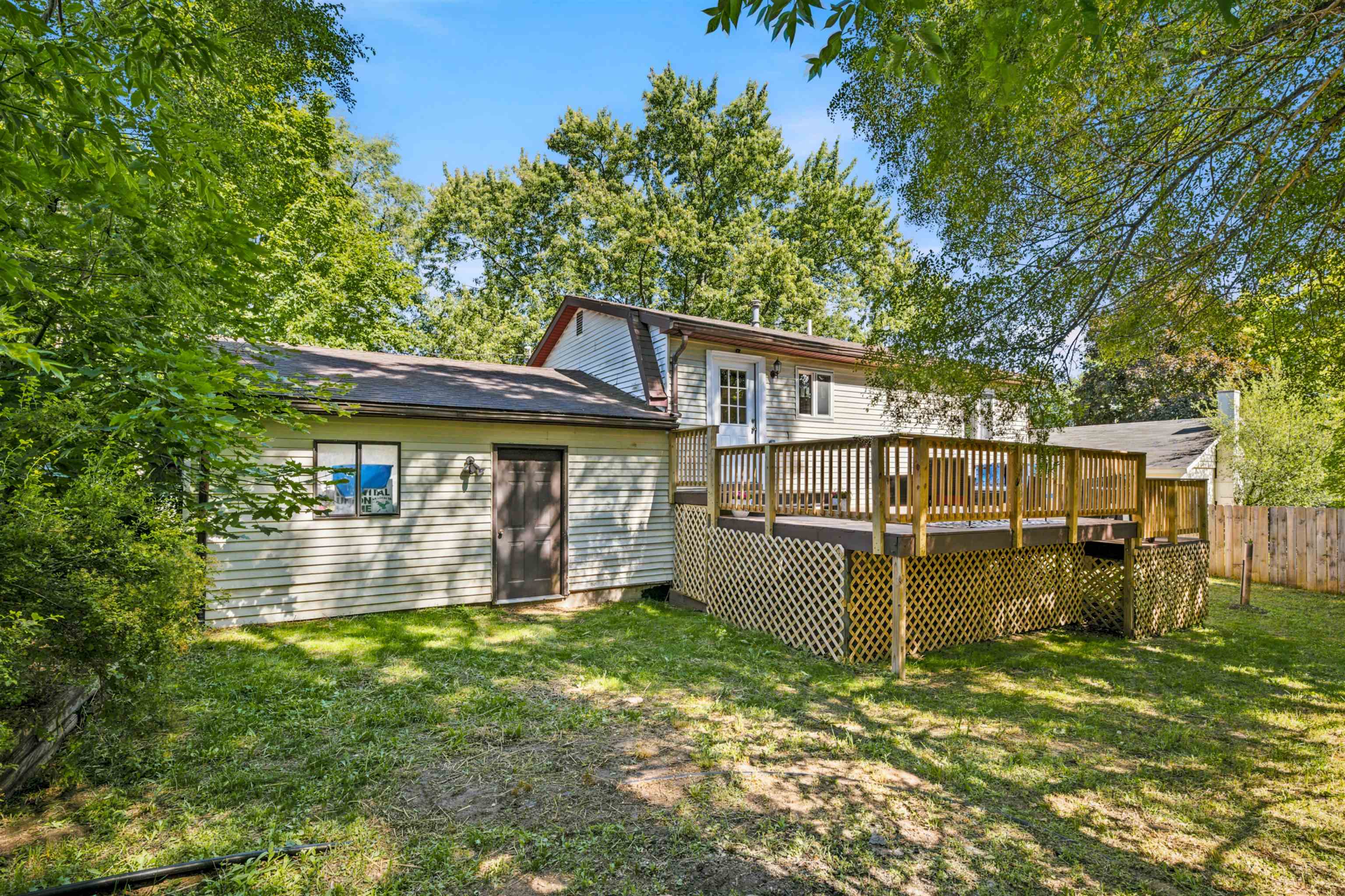 3313 Maple Street Traverse City, MI 49684 - Photo 43 of 47 1947154-cd403131-a17c-4c27-84db-c7c0e965c79c.JPG