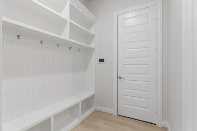 a view of an empty walk in closet