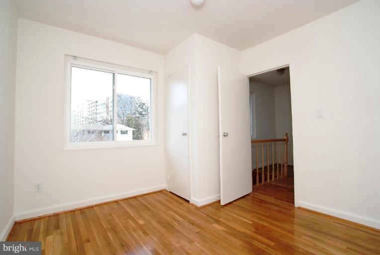 5345 Pooks Hill Road Bethesda, MD 20814 - Photo 6 of 19 Bedroom #1