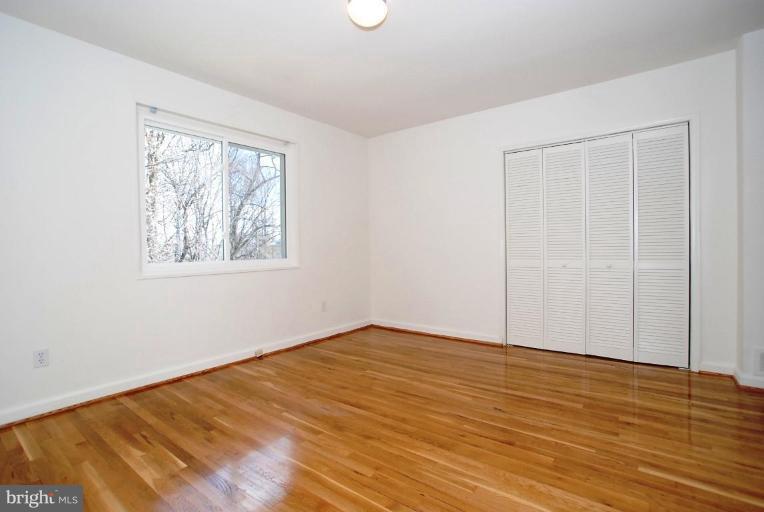 5345 Pooks Hill Road Bethesda, MD 20814 - Photo 7 of 19 Bedroom #3