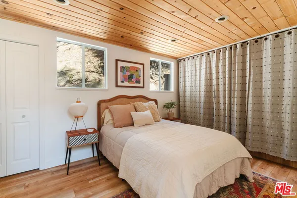 $1,950,000 | Undisclosed Address, Topanga, CA 90290