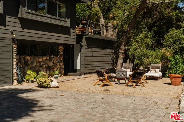 $1,950,000 | Undisclosed Address, Topanga, CA 90290