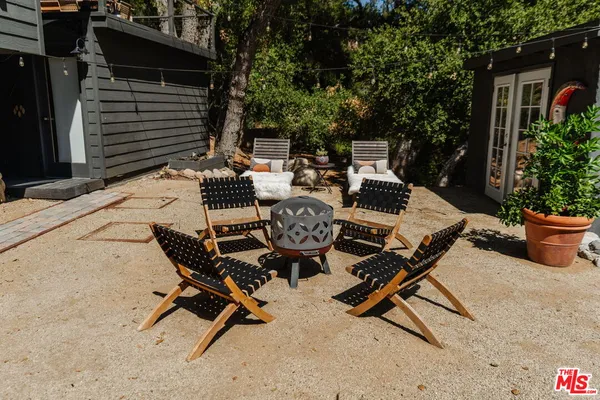 $1,950,000 | Undisclosed Address, Topanga, CA 90290