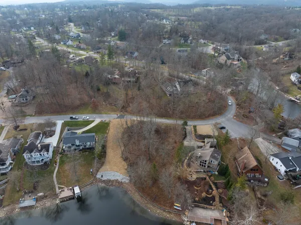 $283,500 | 1888 Aqua Vista Drive, Lawrenceburg, IN 47025