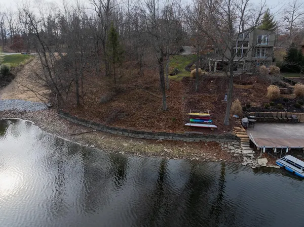 $283,500 | 1888 Aqua Vista Drive, Lawrenceburg, IN 47025