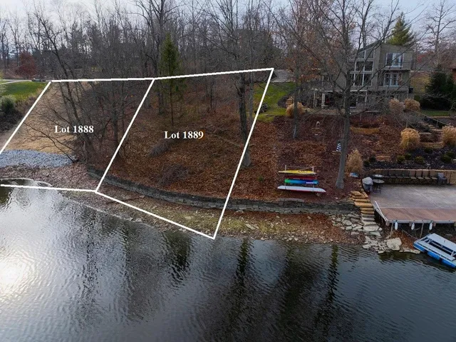 $299,900 | 1888 Aqua Vista Drive, Lawrenceburg, IN 47025