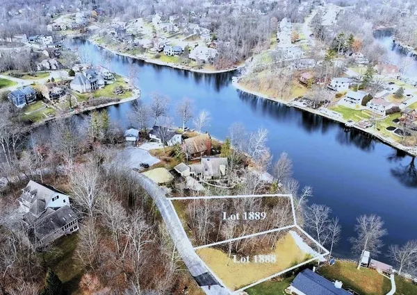 $283,500 | 1888 Aqua Vista Drive, Lawrenceburg, IN 47025