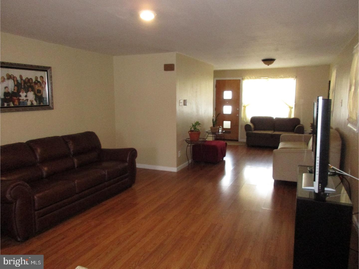 225 Exeter Street Reading, PA 19601 - Photo 5 of 17 Gallery Image 5