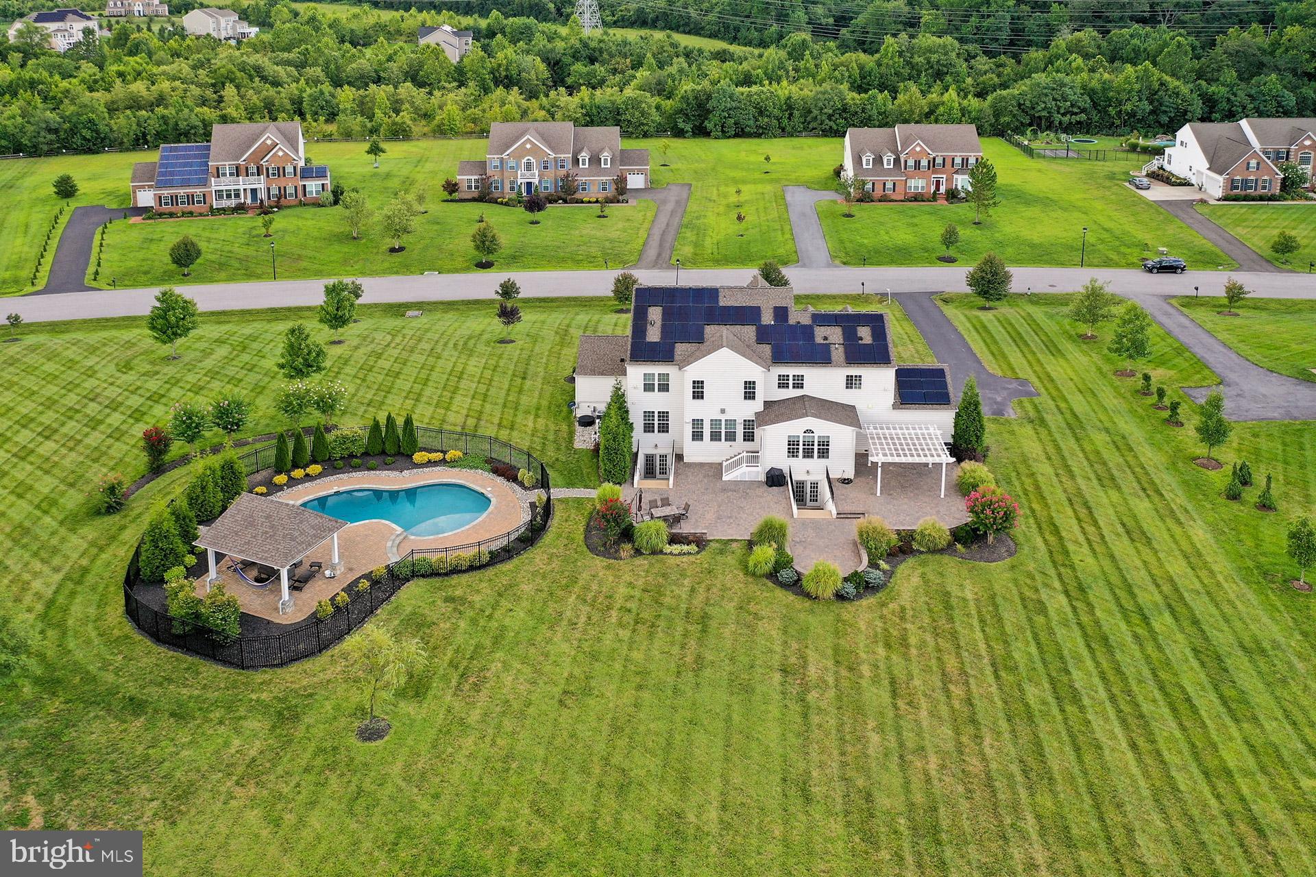 13007 Winding Creek Road Bowie, MD 20721 - Photo 3 of 72 Gallery Image 3
