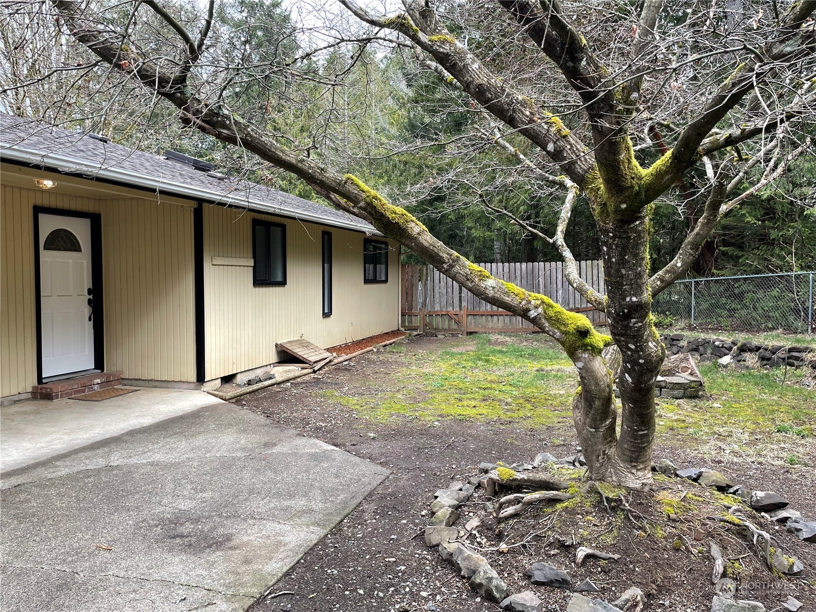 200 Southeast Harrier Road Shelton, WA 98584 - Photo 6 of 23 a view of a backyard
