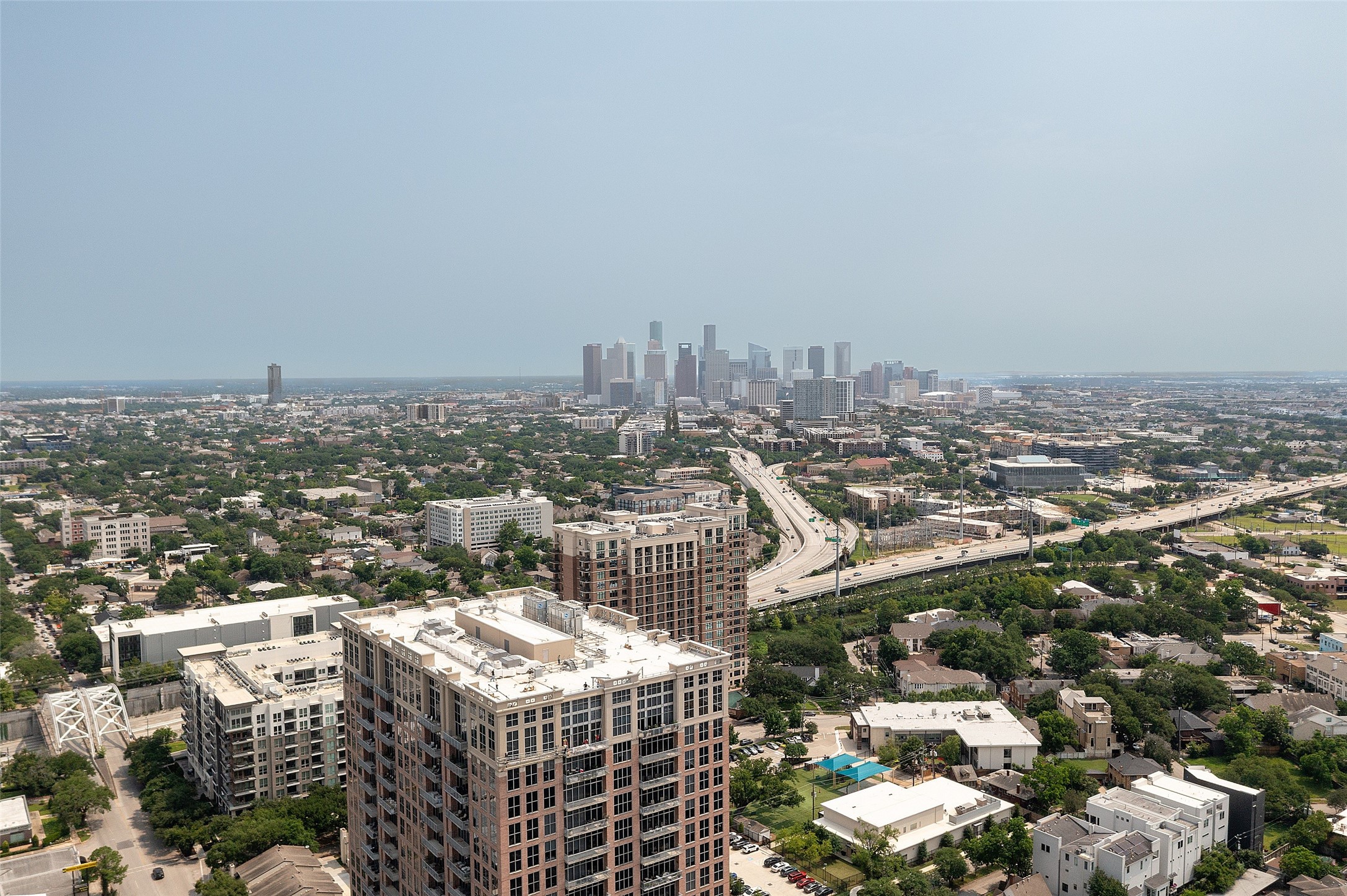 5000 Montrose Boulevard, Unit 16B Houston, TX 77006 - Photo 28 of 35