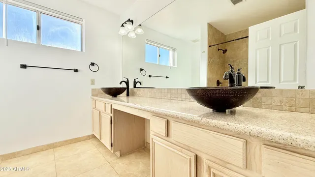 $1,999 | 413 North Flint Street, Gilbert, AZ 85234