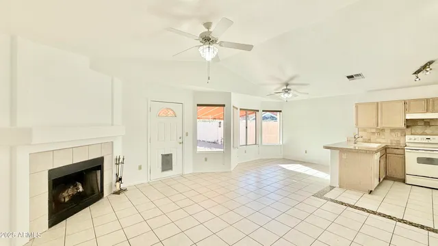 $1,999 | 413 North Flint Street, Gilbert, AZ 85234