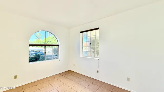 $1,999 | 413 North Flint Street, Gilbert, AZ 85234