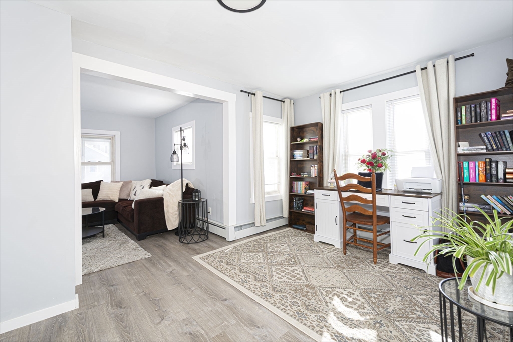 21 Orient Street Worcester, MA 01604 - Photo 12 of 29