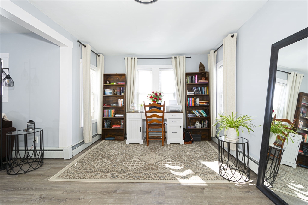 21 Orient Street Worcester, MA 01604 - Photo 13 of 29