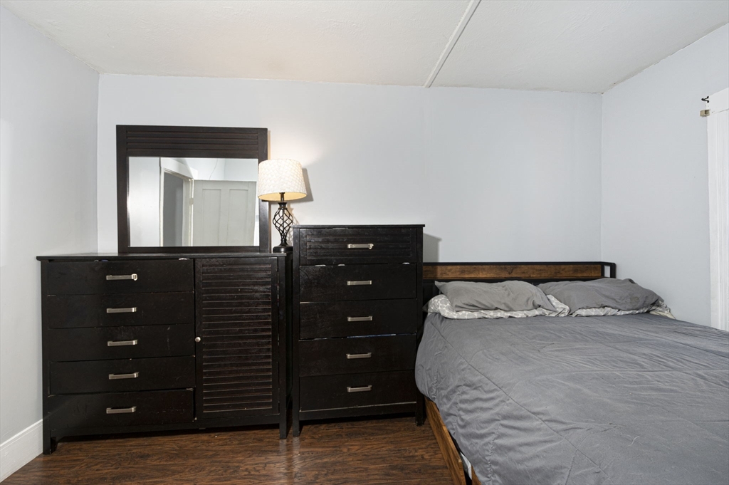 21 Orient Street Worcester, MA 01604 - Photo 25 of 29