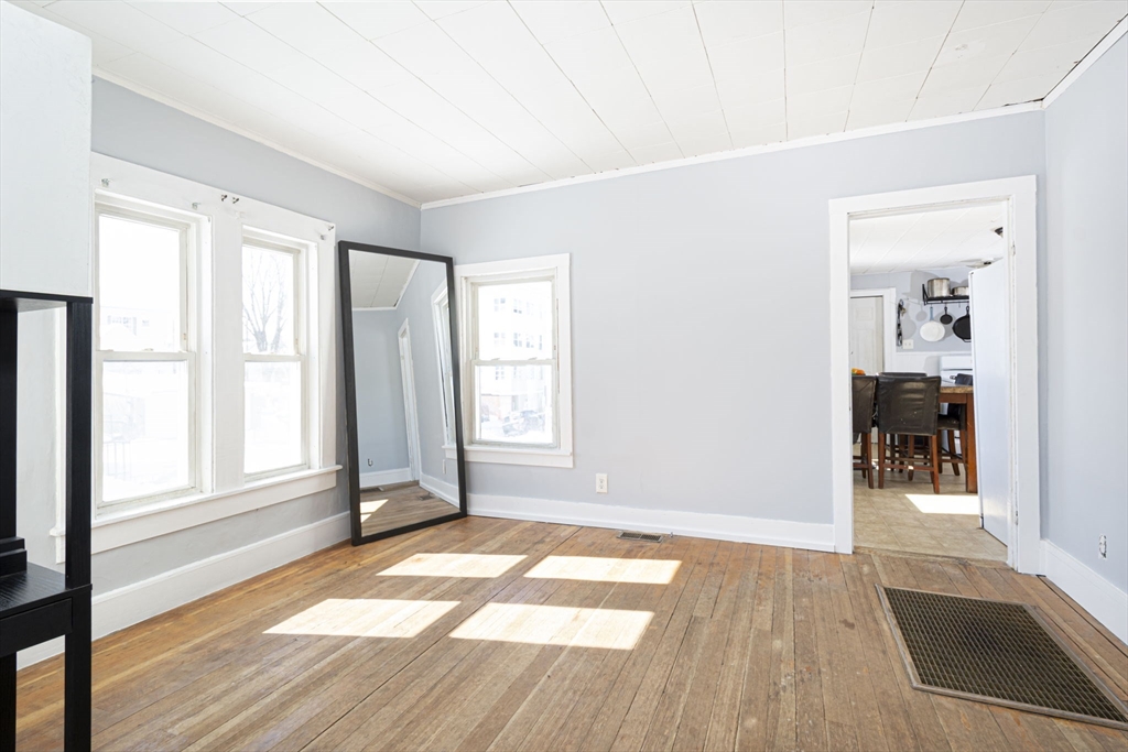 21 Orient Street Worcester, MA 01604 - Photo 27 of 29