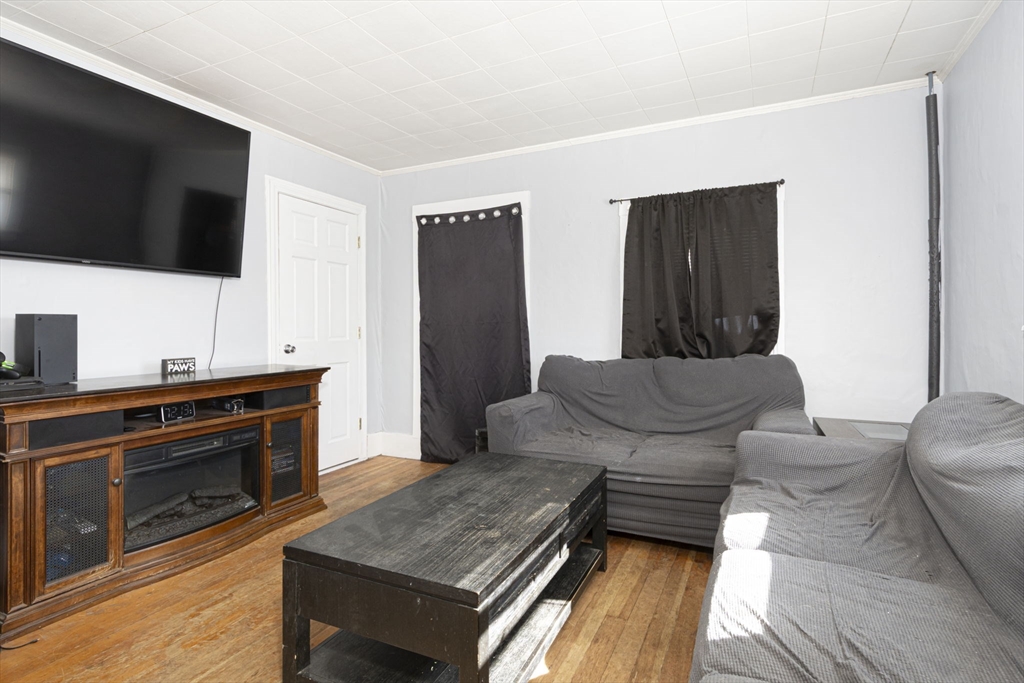 21 Orient Street Worcester, MA 01604 - Photo 28 of 29